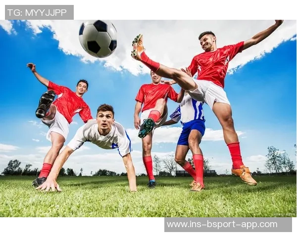 足球运动的魅力与规则解析以及其对全球文化的影响探讨